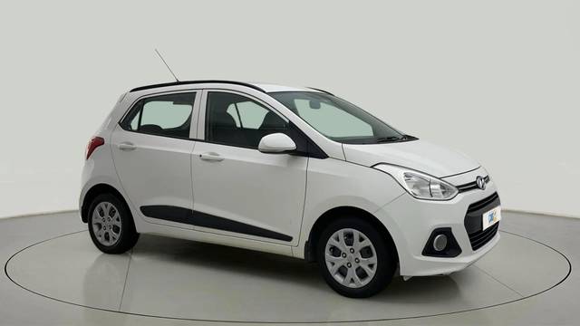https://images10.gaadi.com/usedcar_image/4558174/original/63d8d78d528edb4b8cd6d9c3fda48b52.jpg?imwidth=6400