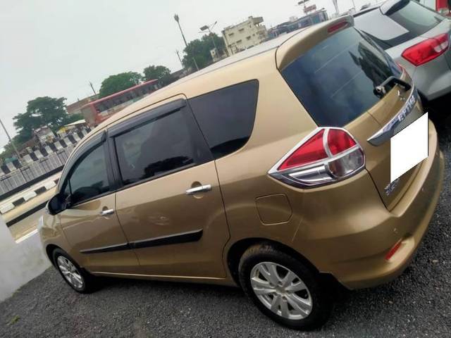 https://images10.gaadi.com/usedcar_image/4558179/original/processed_3bb32f53-c5ec-43d0-93d1-cc0ad858014d.jpg?imwidth=6402