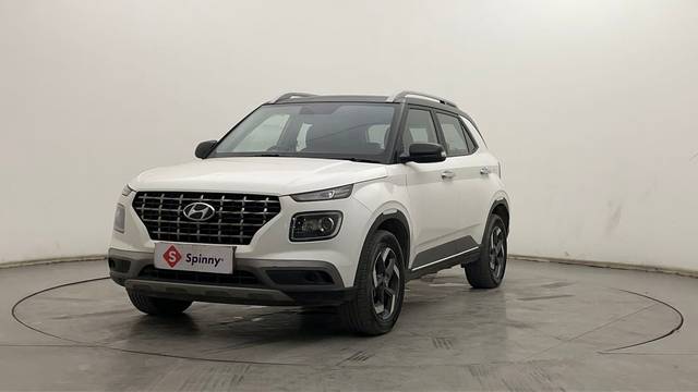 https://images10.gaadi.com/usedcar_image/4558186/original/b0107aa2314ceae695616d8131357b4c.JPG?imwidth=6400