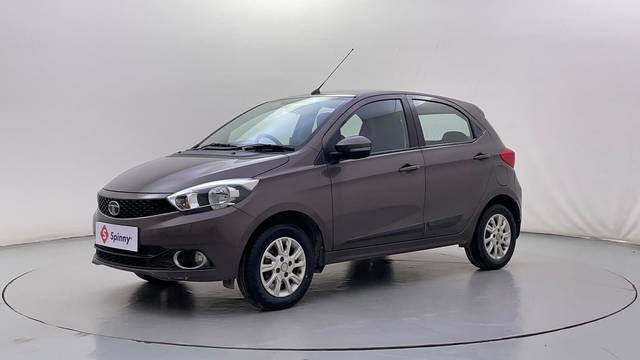 https://images10.gaadi.com/usedcar_image/4558255/original/a616d06336c9f6b88832f3b5f1a0672e.JPG?imwidth=6400