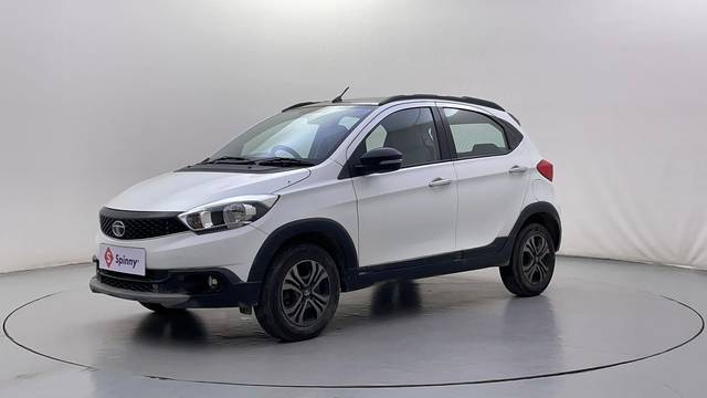 https://images10.gaadi.com/usedcar_image/4558277/original/01f34879096e0fc4c24dd45596cef7b2.JPG?imwidth=6400