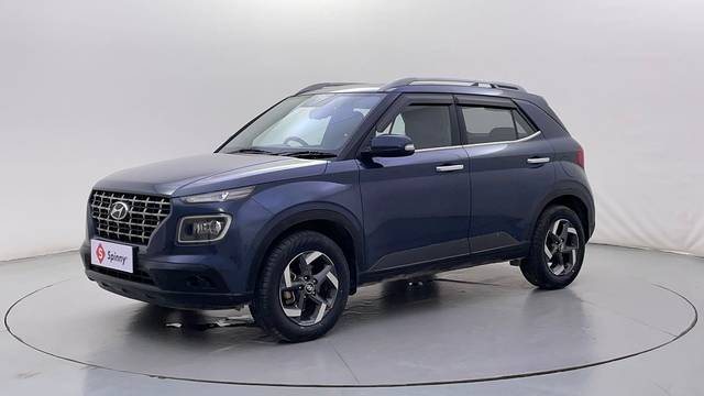 https://images10.gaadi.com/usedcar_image/4558283/original/4d63cf11eeac9e959922190b131326cf.JPG?imwidth=6400