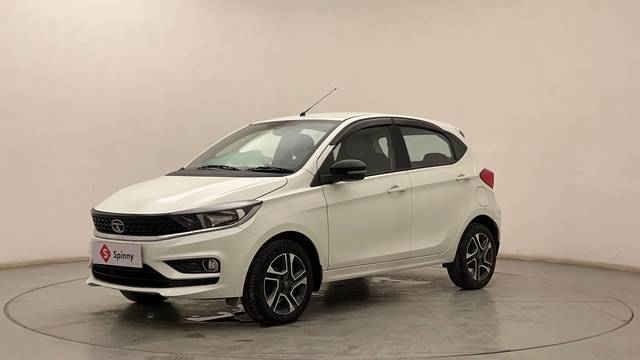 https://images10.gaadi.com/usedcar_image/4558325/original/5ee770a8c9e87ea41c2a67f3696d53e0.JPG?imwidth=6400