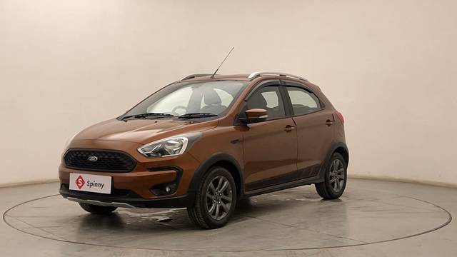 https://images10.gaadi.com/usedcar_image/4558326/original/fc19fb8f2a41618c1a22f45a660b9436.JPG?imwidth=6400