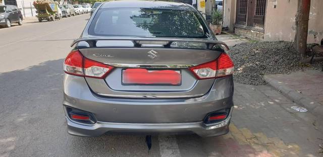 https://images10.gaadi.com/usedcar_image/4558332/original/processed_1e42eb93-2031-428b-a1ea-4ef886a1acbb.jpeg?imwidth=6401