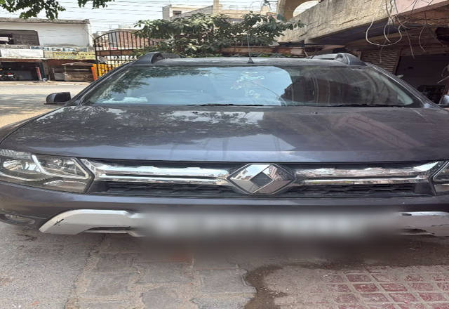 https://images10.gaadi.com/usedcar_image/4558346/original/ba326a8e-c9a2-4c0f-b86d-18ece91b407e.?imwidth=6401