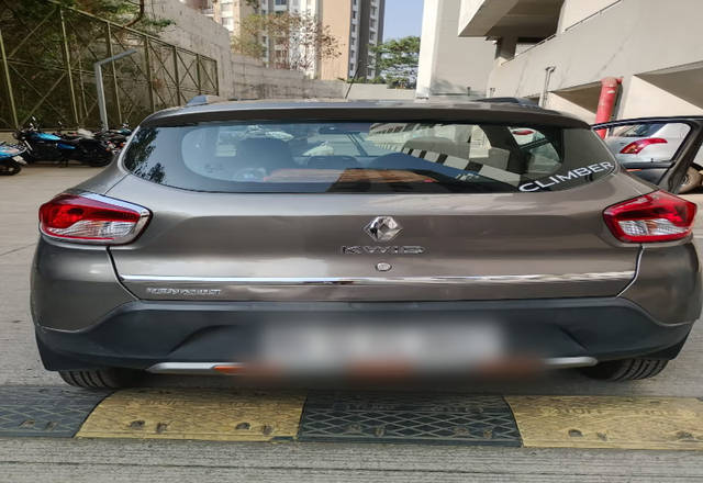 https://images10.gaadi.com/usedcar_image/4558362/original/01254d55-e56b-4330-921f-1dc97a7d9cac.?imwidth=6402