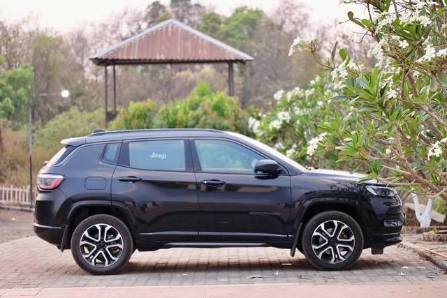 https://images10.gaadi.com/usedcar_image/4558368/original/processed_b088f45a-97ad-465d-9c80-026dd9f172c8.jpeg?imwidth=6401