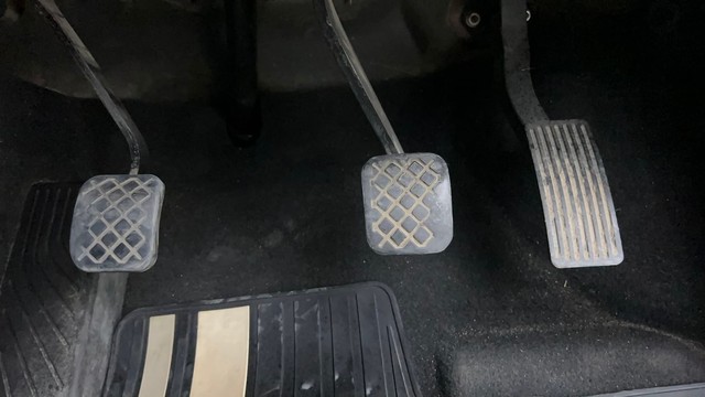 Second-hand 2019 MG Hector Plus Sharp Hybrid MT for sale in Ahmedabad-14