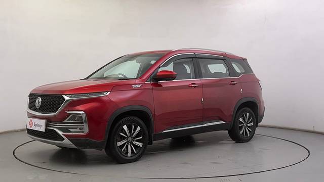 https://images10.gaadi.com/usedcar_image/4558371/original/57e0d74ddc941ff41ad3e33a5274f521.JPG?imwidth=6400