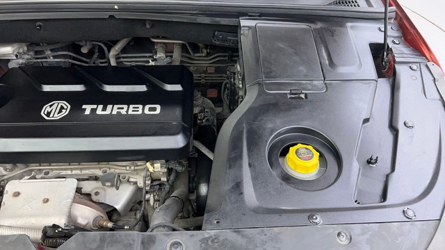 Second-hand 2019 MG Hector Plus Sharp Hybrid MT for sale in Ahmedabad-34