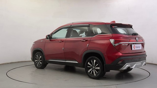 Second-hand 2019 MG Hector Plus Sharp Hybrid MT for sale in Ahmedabad-5