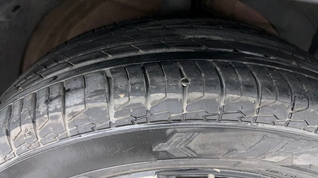 Second-hand 2019 MG Hector Plus Sharp Hybrid MT for sale in Ahmedabad-35