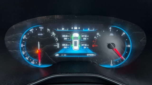 Second-hand 2019 MG Hector Plus Sharp Hybrid MT for sale in Ahmedabad-13