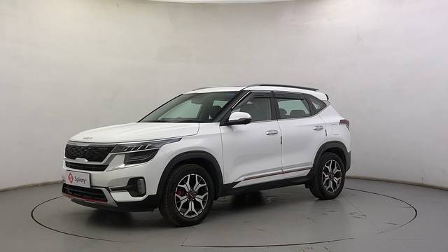 https://images10.gaadi.com/usedcar_image/4558377/original/c24f6b319dc8170052950e6b94cdbf97.JPG?imwidth=6400