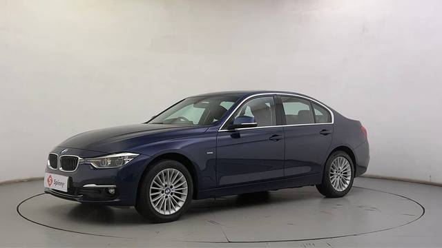 https://images10.gaadi.com/usedcar_image/4558379/original/dc60c4067211c7107d40efcf76941a39.JPG?imwidth=6400