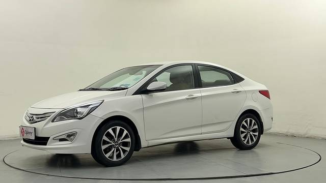 https://images10.gaadi.com/usedcar_image/4558397/original/6624f47f7cebe52bbad79ba805f4954b.JPG?imwidth=6400