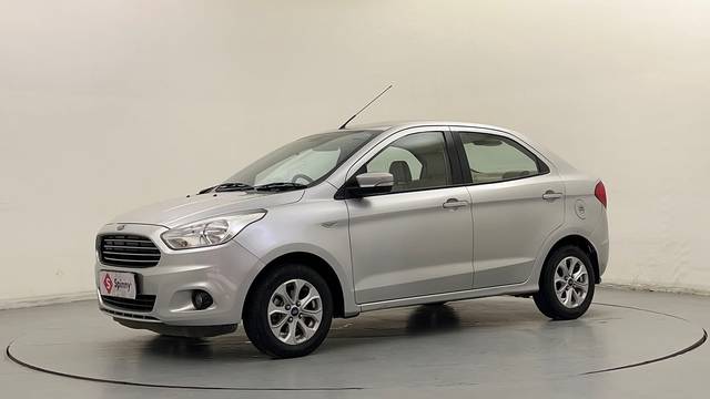 https://images10.gaadi.com/usedcar_image/4558420/original/199577cddce30a7597f11a26fba0d56a.JPG?imwidth=6400