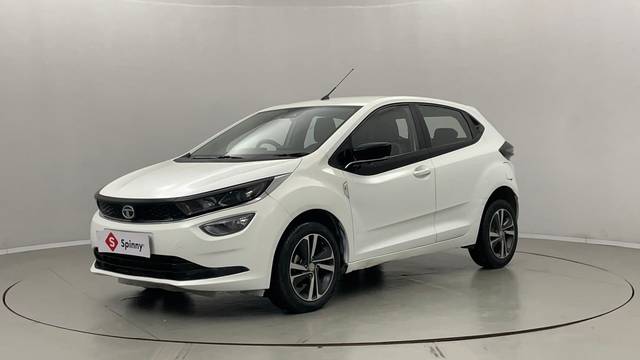 https://images10.gaadi.com/usedcar_image/4558425/original/9365f1d5b2f30b6ee1d9ccd9dbf91841.JPG?imwidth=6400