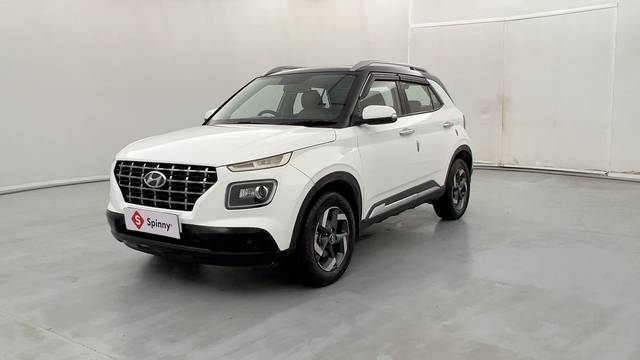 https://images10.gaadi.com/usedcar_image/4558450/original/ff5ed16b935a5c64978ffe2033745864.JPG?imwidth=6400