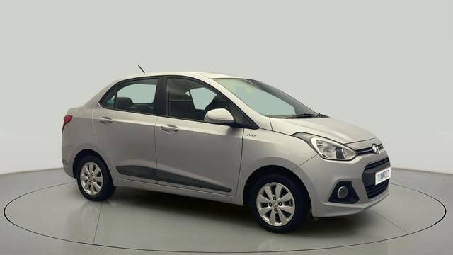 https://images10.gaadi.com/usedcar_image/4558466/original/89793cb72f613ee7c445828f82242970.jpg?imwidth=6400