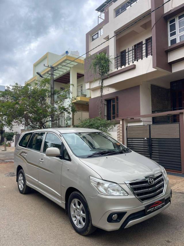 https://images10.gaadi.com/usedcar_image/4558476/original/processed_d22c4b3b-152e-4509-b162-bce7bc243b0a.jpg?imwidth=6400