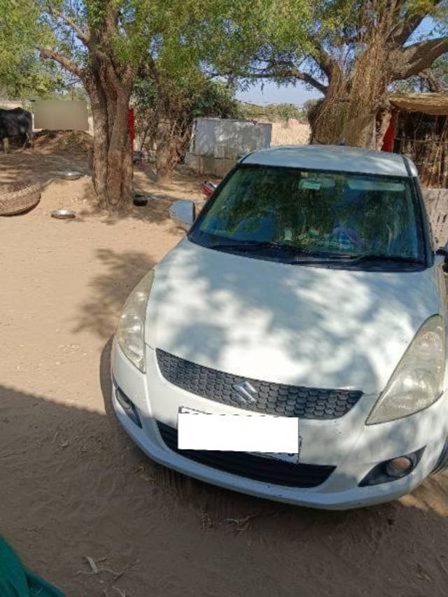https://images10.gaadi.com/usedcar_image/4558492/original/processed_80666da1-8cc2-456a-8dd2-f1975adbb1e2.jpg?imwidth=6400