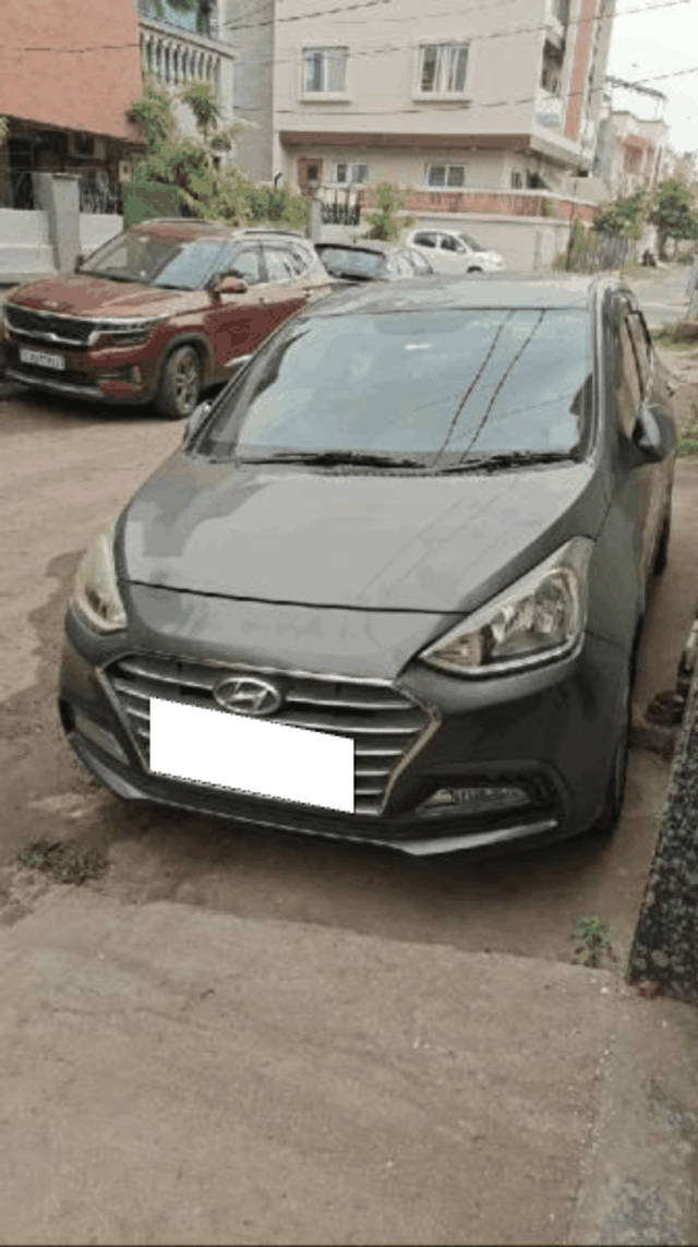 https://images10.gaadi.com/usedcar_image/4558540/original/processed_7a371b1f-516b-4ed2-a923-b9bbfeada0d8.gif?imwidth=6400