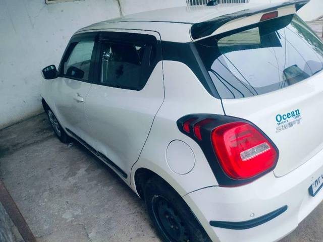 https://images10.gaadi.com/usedcar_image/4558545/original/processed_2d3df906-2c96-4242-b1c6-1e784db45f80.jpg?imwidth=6400