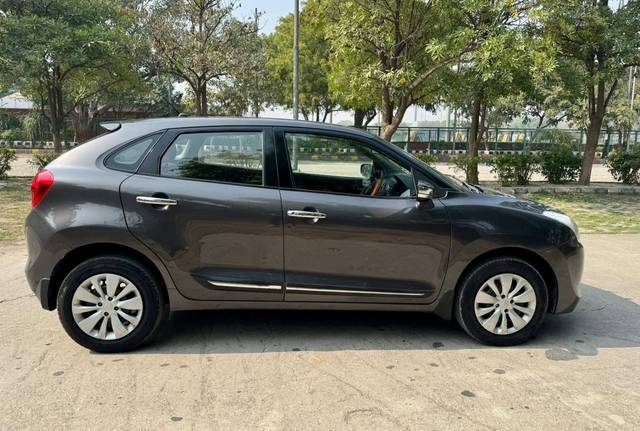 https://images10.gaadi.com/usedcar_image/4558555/original/2a1cba35ecf15bd2b847c775ae07b2c8.jpg?imwidth=6401