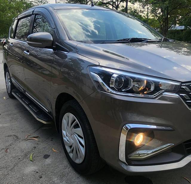 https://images10.gaadi.com/usedcar_image/4558568/original/efaf66694987d9161af8de0c156927ac.jpg?imwidth=6400