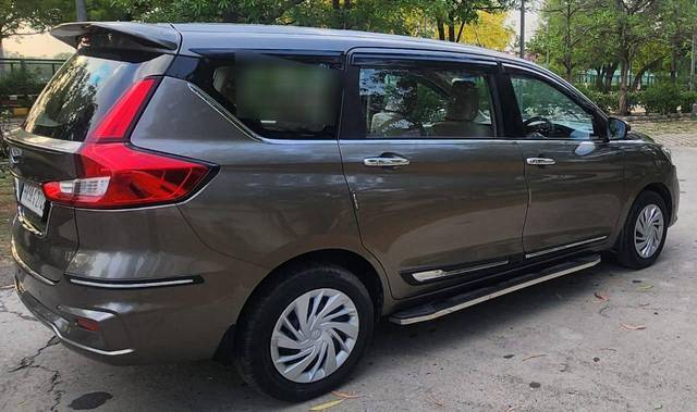 https://images10.gaadi.com/usedcar_image/4558568/original/processed_13b3320de457cafd4e2fb4542b8fcfc0.jpg?imwidth=6402