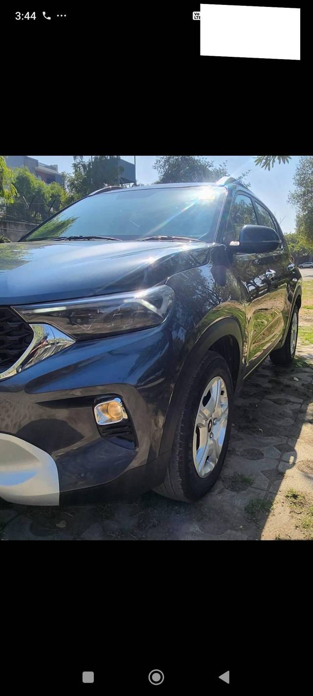 https://images10.gaadi.com/usedcar_image/4558575/original/processed_031568569a8c01afafb1d5e5b87c72c6.jpg?imwidth=6402