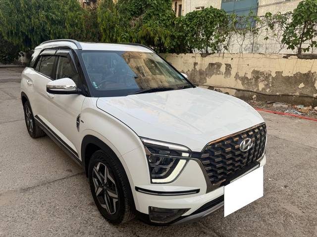 https://images10.gaadi.com/usedcar_image/4558578/original/processed_2324f8c016a483b3068978e62c7da51d.jpg?imwidth=6401