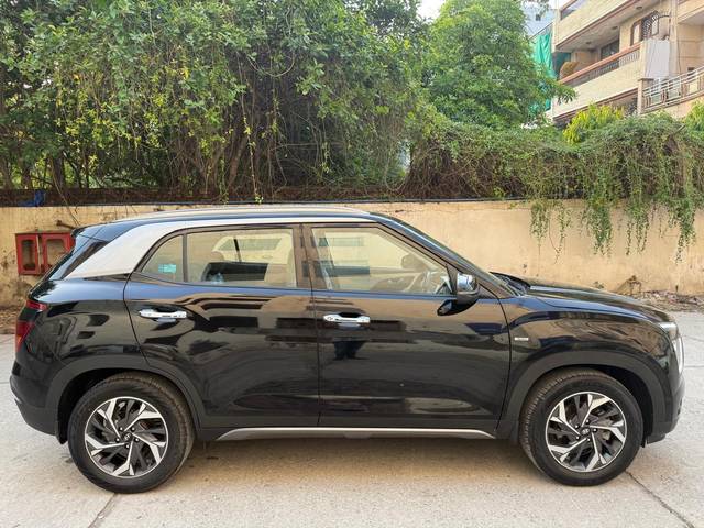 https://images10.gaadi.com/usedcar_image/4558580/original/ed8e0cb57284d8c9e015ba4df30c14a9.jpg?imwidth=6402