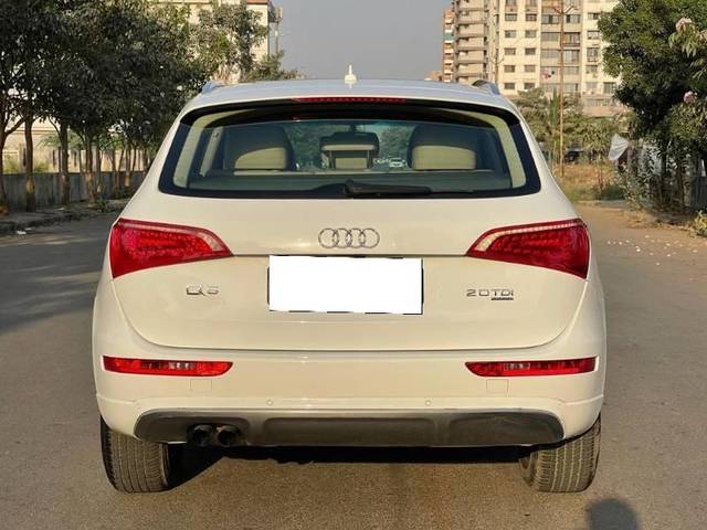 https://images10.gaadi.com/usedcar_image/4558650/original/processed_bb572fc1-7e71-4727-8c42-7b57445220ef.jpg?imwidth=6401