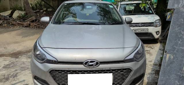 https://images10.gaadi.com/usedcar_image/4558653/original/processed_3f2bbf1e-f0bc-44c4-b28e-8c78f04f6011.jpg?imwidth=6400