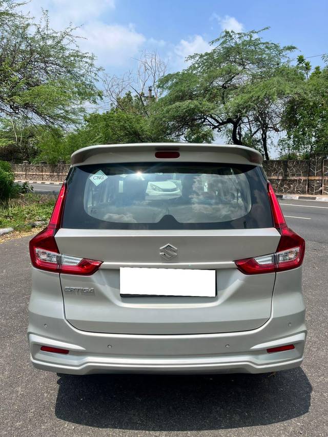 https://images10.gaadi.com/usedcar_image/4558662/original/processed_006a724af19722c27fa08e749bea4a43.jpg?imwidth=6402