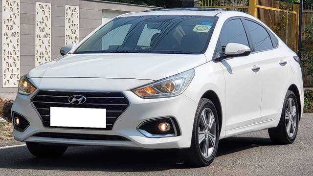 https://images10.gaadi.com/usedcar_image/4558665/original/processed_f05430e6-cc43-46ae-bd11-9fd9afca295a.jpg?imwidth=6400