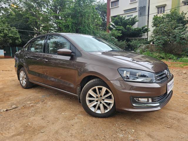 https://images10.gaadi.com/usedcar_image/4558685/original/cc86f1eb9c2851a30400d1f702fb9723.jpg?imwidth=6400