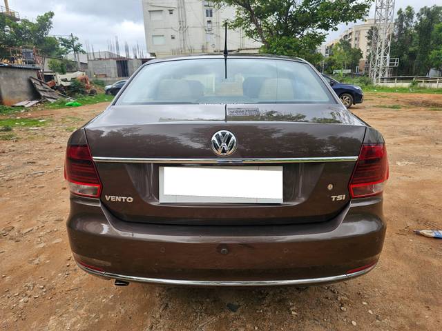 https://images10.gaadi.com/usedcar_image/4558685/original/processed_845393a90c606816313f7ce72735ff1a.jpg?imwidth=6402