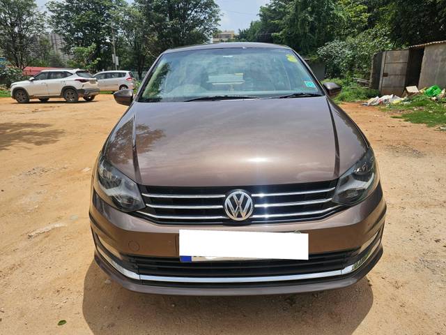 https://images10.gaadi.com/usedcar_image/4558685/original/processed_953eb9affdffd349a30f4f1fb3753d6e.jpg?imwidth=6400