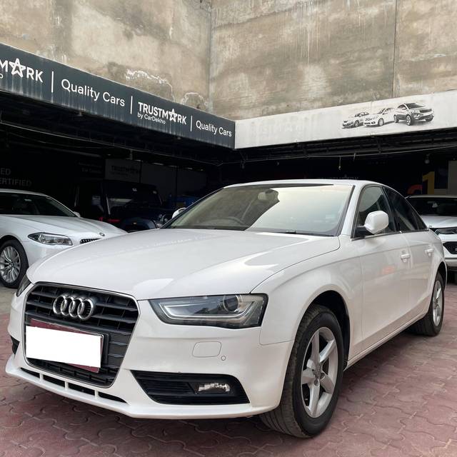 https://images10.gaadi.com/usedcar_image/4558708/original/processed_5767c538ea82a5bea7e0c2058f466a41.jpg?imwidth=6402