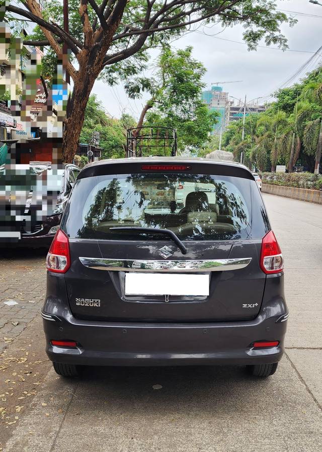 https://images10.gaadi.com/usedcar_image/4558710/original/processed_4a5b0a11432065568be7d4849f7d0e36.jpg?imwidth=6402
