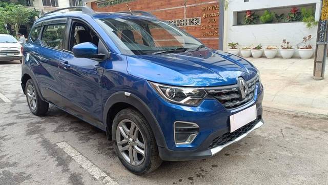 https://images10.gaadi.com/usedcar_image/4558799/original/processed_4c2648b35ae7371cb1d5d35b68ba9f8d.jpg?imwidth=6400