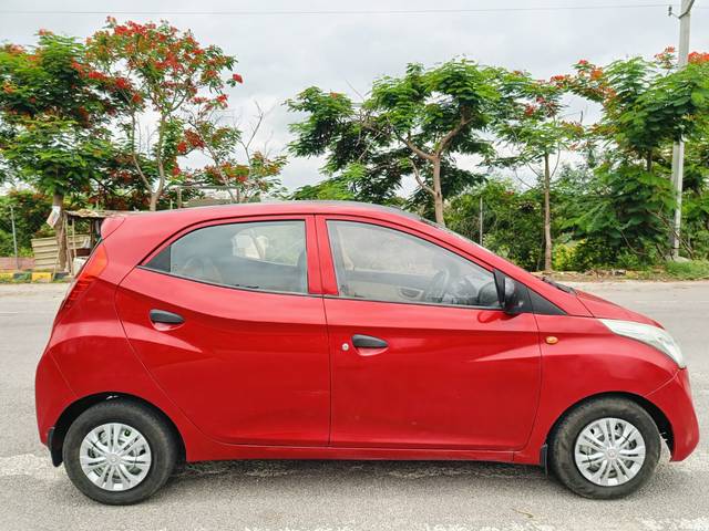 https://images10.gaadi.com/usedcar_image/4558818/original/5619b41bb685e537e6e9ba1315f7598e.jpg?imwidth=6401