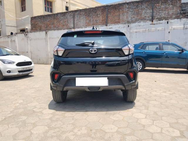 https://images10.gaadi.com/usedcar_image/4558823/original/processed_5484f2e95b8176145beccb2f79d42ab4.jpg?imwidth=6402