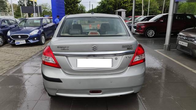 https://images10.gaadi.com/usedcar_image/4558831/original/processed_f81fbc262dc3e3cae02721899dbae1b6.jpg?imwidth=6402