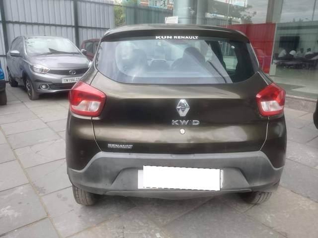 https://images10.gaadi.com/usedcar_image/4558838/original/processed_67769fde340266f965aeebf8cf7675e5.jpg?imwidth=6402