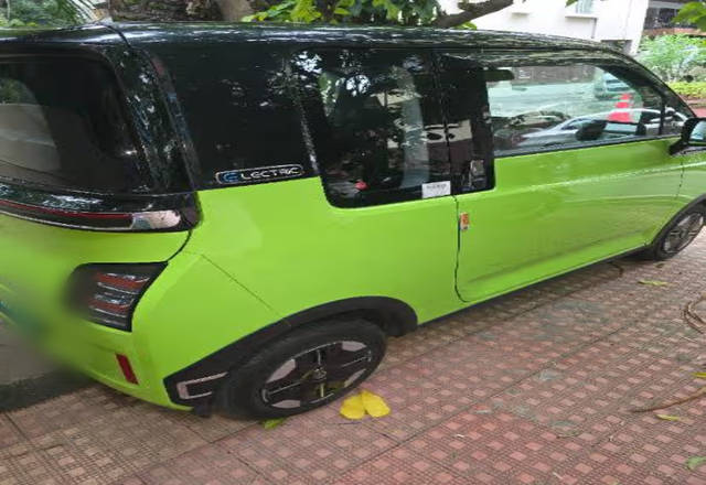https://images10.gaadi.com/usedcar_image/4558875/original/51414140-d06b-4c59-a5a4-48bdf548f2e0.?imwidth=6402